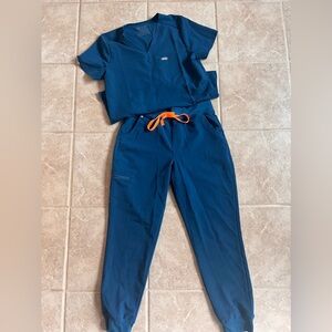 Figs Size Medium Deep Reef High waisted Zamora scrubs